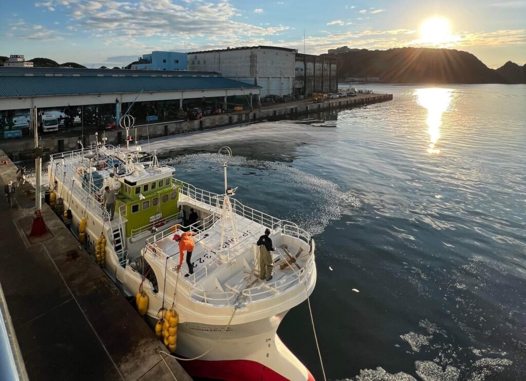 株式会社三高｜沖縄県／近海マグロはえ縄｜月収35万円以上｜琉球から日本の海を旅する漁師